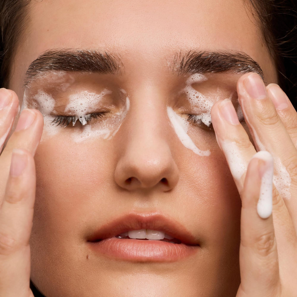 Daily Practice Dr. B Purifying Foam Cleanser - Gentle Eyelid Cleanser & Eyelash Wash for Sensitive & Dry Eyes, Blepharitis Treatment - Ophthalmologist-Created, Paraben/Phthalate/SLS-Free - 2.7 fl oz - Maple Wellness Supplements