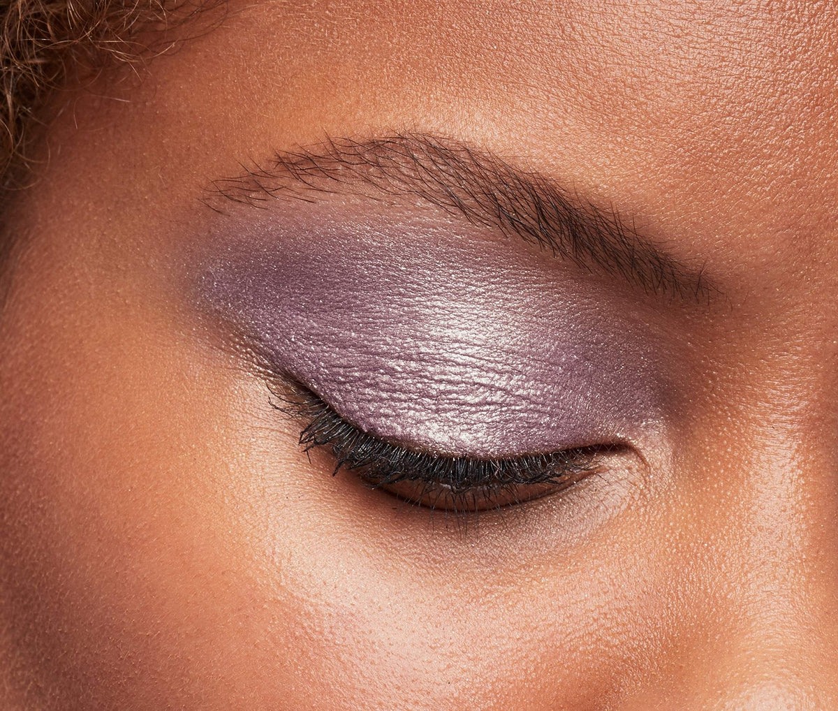 L'Oreal Paris Brilliant Eyes Shimmer Liquid Eye Shadow, Longwearing Lasting Shimmer, Crease Resistant, Flake-Proof, Precision Applicator, Quick Dry, Non-Greasy, Amethyst Quartz, 0.1 oz. - Maple Wellness Supplements